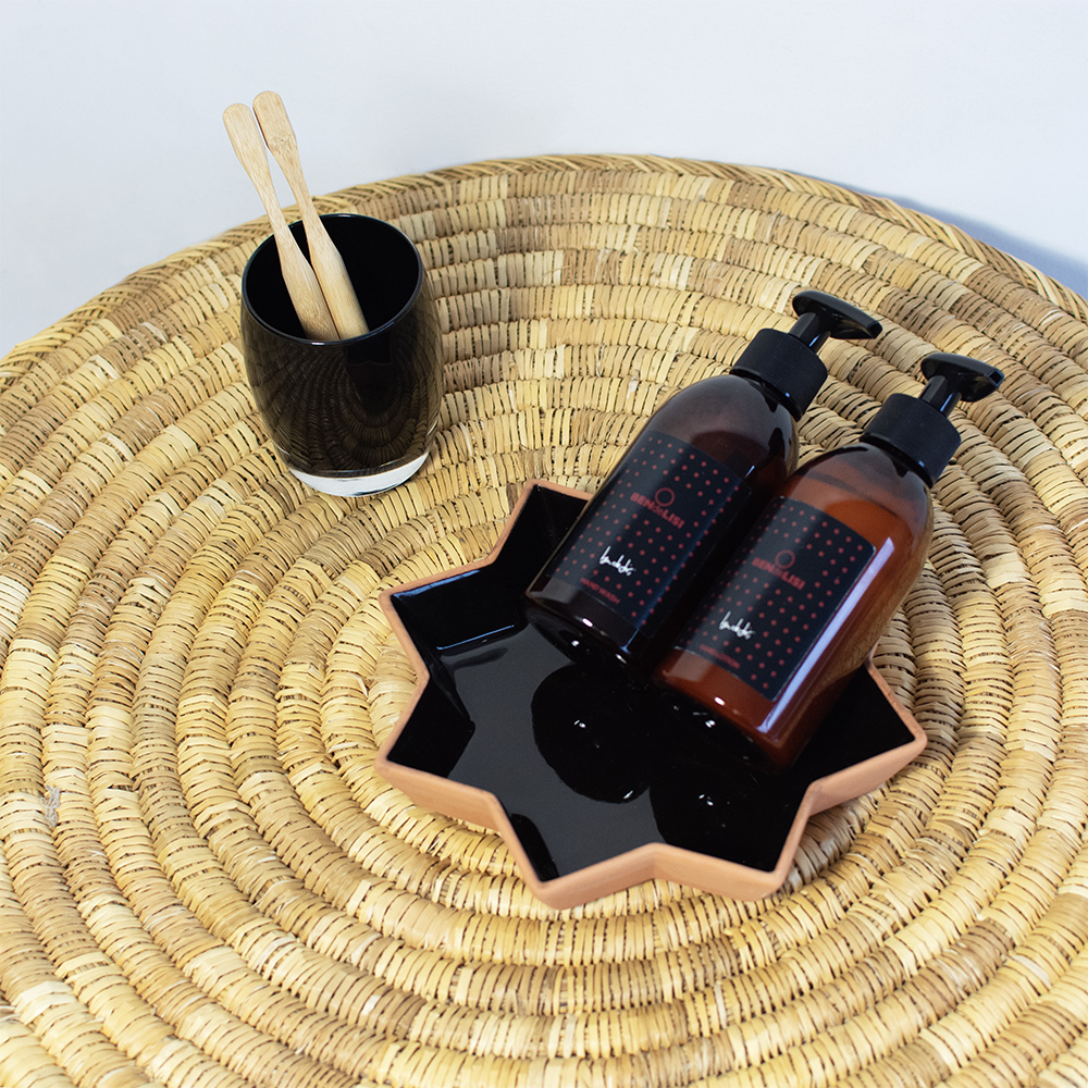 Pack BLACK Frutos Vermelhos - Gel Mãos + Creme Mãos + Taça + Copo 2 Pack BLACK Frutos Vermelhos - Gel Mãos + Creme Mãos + Taça + Copo - Image 2