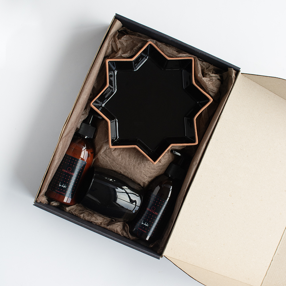 Pack BLACK Frutos Vermelhos - Gel Mãos + Creme Mãos + Taça + Copo 8 Pack BLACK Frutos Vermelhos - Gel Mãos + Creme Mãos + Taça + Copo - Image 8