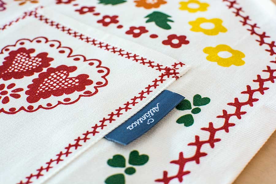 detalhe avental namorados